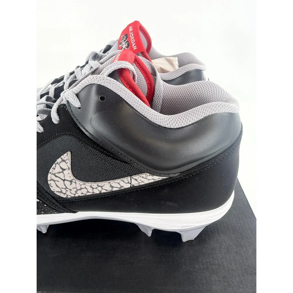 Jordan Stadium 90 Low TD Black Cement Football Cleats HQ0210-060 Mens Size 12